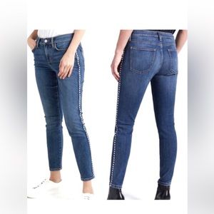NWT:  Current/Elliott skinny Jean with silver studs down the side. Size: 29